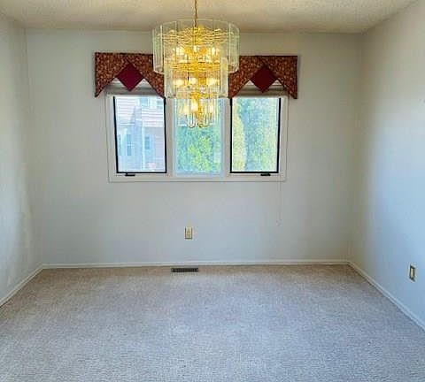 5th image of 7 Sandcastle Ct