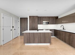 88 SW 7th St APT 3907, Miami, FL 33130