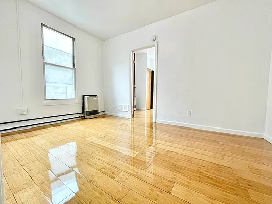 Rented by Keller Williams NYC | media 19
