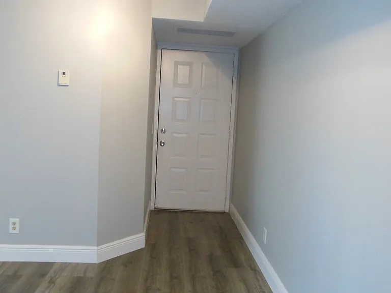 706 Executive Center Dr #37-2-37 — Photo 2
