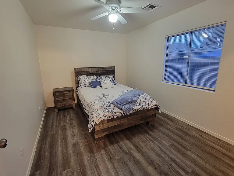 7347 N Black Canyon Hwy #2 — Photo 6