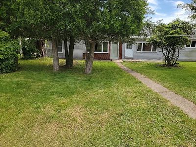 214 Washington Ave, Hickory, PA, 15340