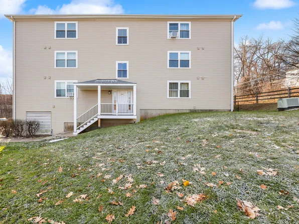 1241 East Street APT C2, New Britain, CT 06053