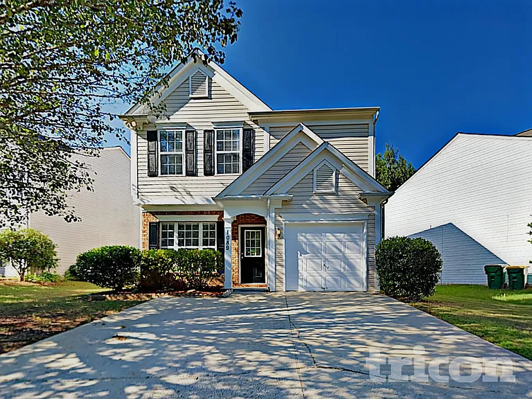1089 Dunedin Trl — Photo 2