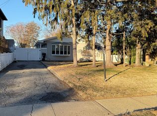 254 Park Avenue, Freeport, NY 11520