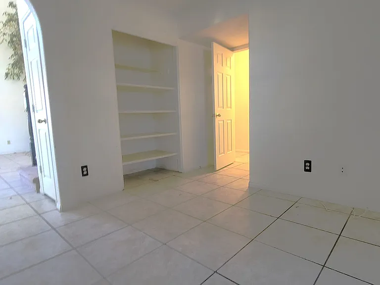 2632 Ironside Dr — Photo 15