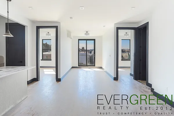 Rented by ERNY LLC | media 25