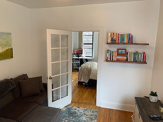 3rd image of 208 E 87th St APT 5E