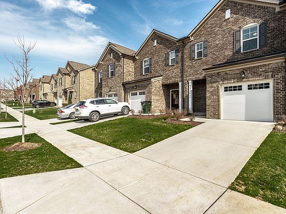 2nd image of 2020 Sperling Dr