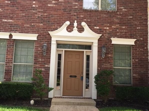 233 Forest Dr