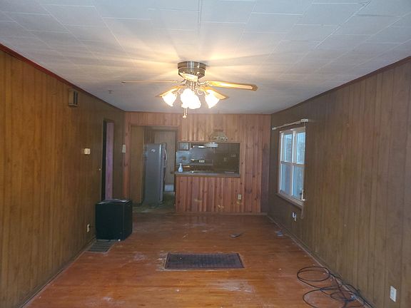 4th image of 515 Highland Ave