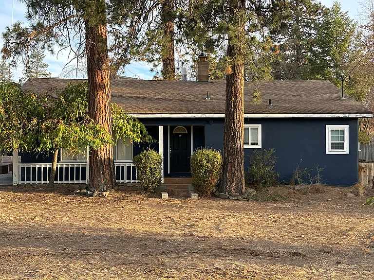 450 SE Reed Market Rd — Photo 21