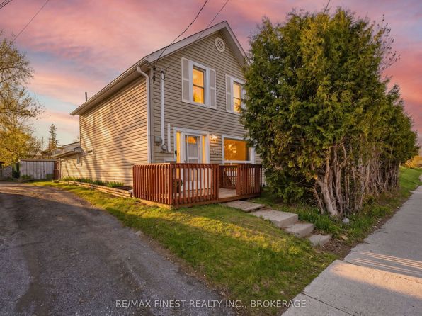 278 Centre St N, Greater Napanee, ON K7R 1P3