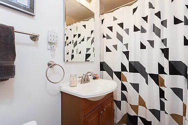 Rented by Engel and Volkers Brownstone Brooklyn