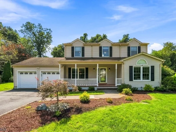 18 Lauren Ct, Byram Twp., NJ 07874