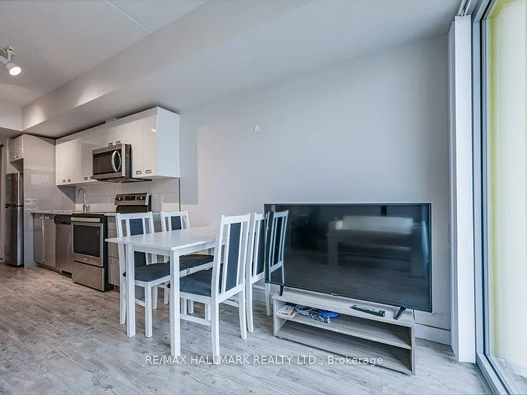 257 Hemlock St #309 — Photo 10