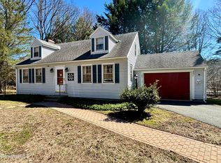 30 School St, Dalton, MA 01226