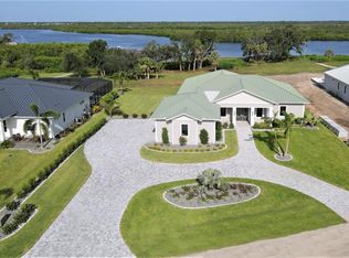 2033 Treasure Ln, Punta Gorda, FL 33982