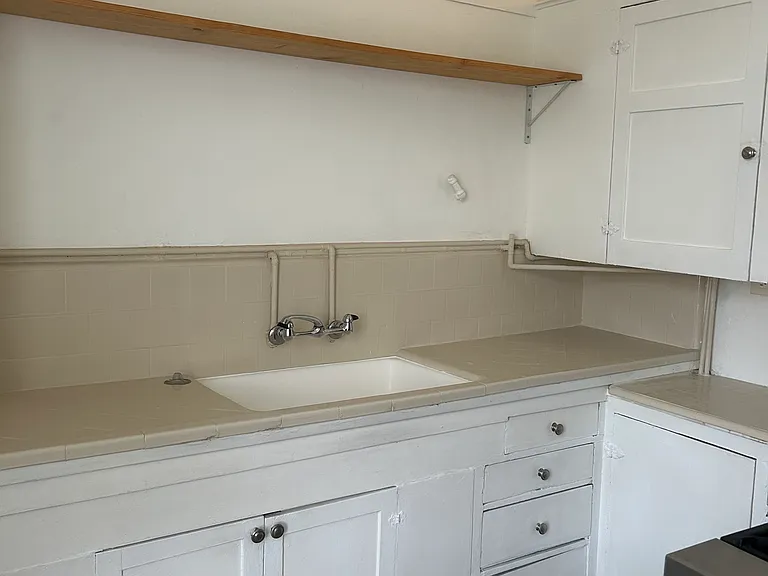 3700 S Pacific Ave #1 — Photo 4