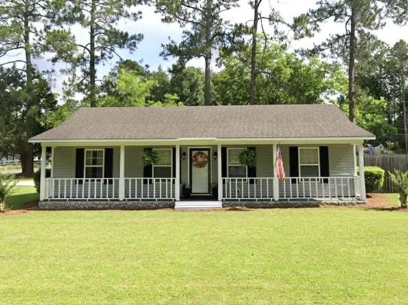 103 Sycamore Dr, Nashville, GA 31639