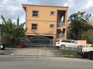 987 NW 4th St #4, Miami, FL 33128