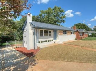 2709 N Sharon Amity Rd, Charlotte, NC 28205