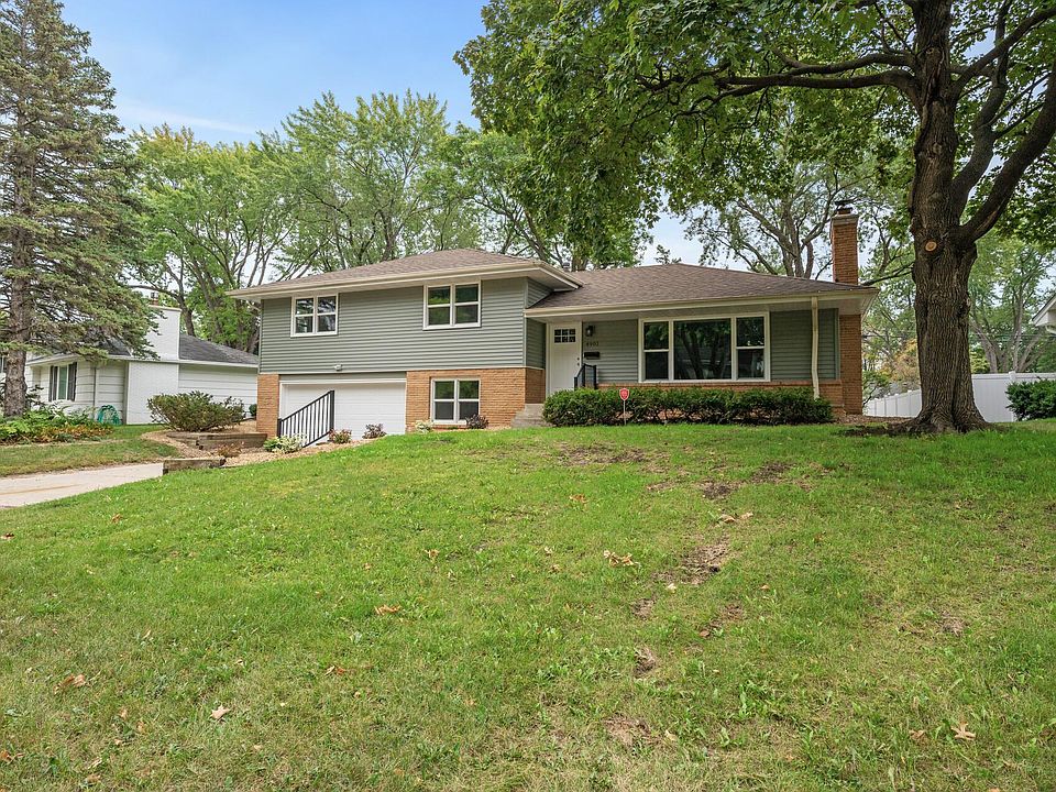 1st image of 4901 Larkspur Ln