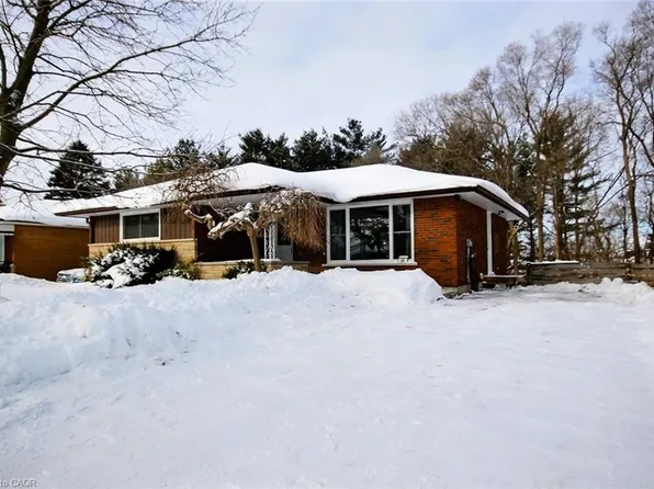 68 Lauris Ave, Cambridge, ON N1R 5L4