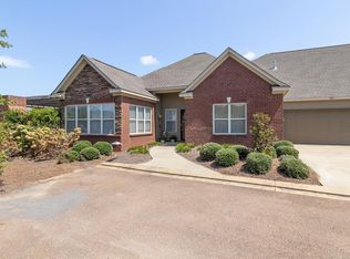 201 Stonebridge Rd, Oxford, MS 38655