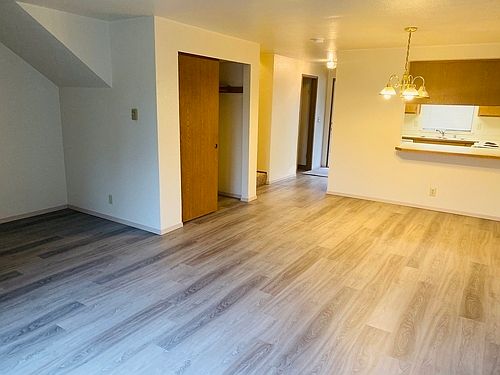 3rd image of 4529 80th St NE #38