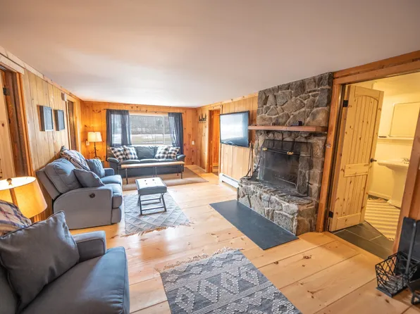 259 VT Route 100, Wilmington, VT 05363