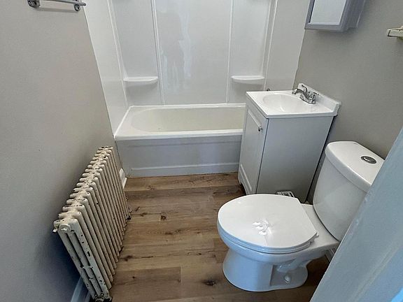 5th image of 1536 Carlisle Ave #1
