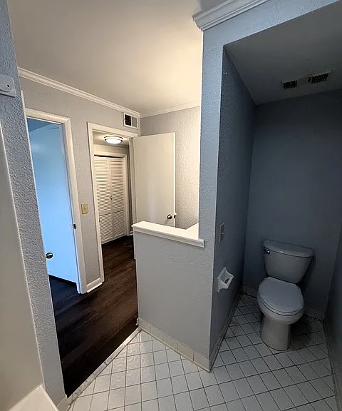 502 Clubhouse Ct — Photo 19