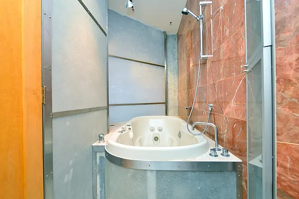 Rented by Corcoran | media 17