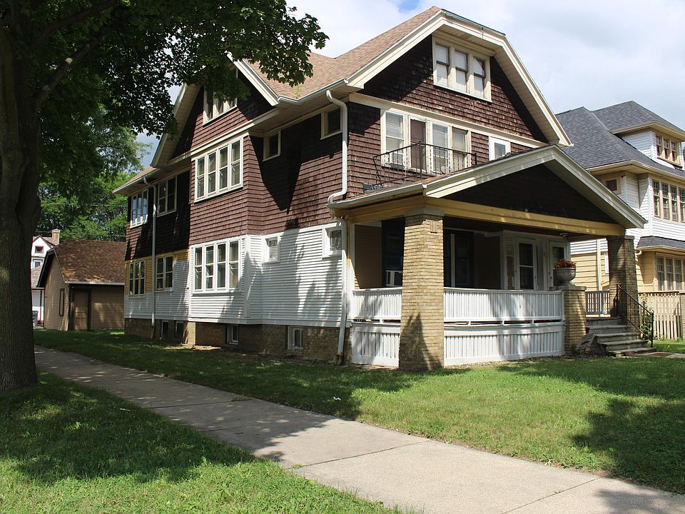 2nd image of 3003 N 47th St #3005