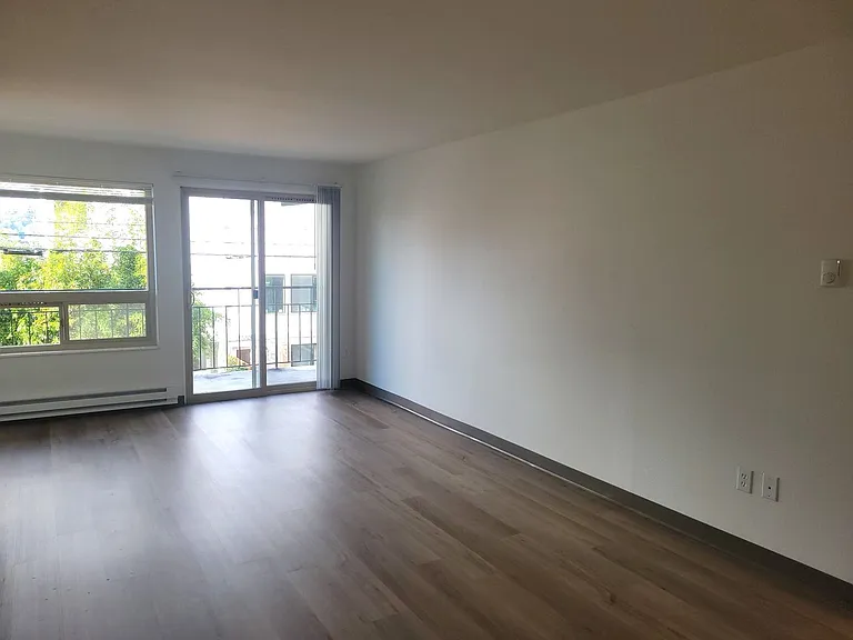 Franklin Apartments — Photo 11