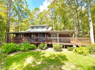 155 Rocky Point Rd, East Bernstadt, KY 40729