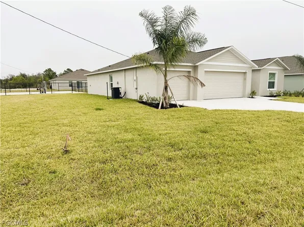 335 Parish Dr, Lehigh Acres, FL 33974