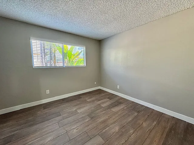 Vista Capri East — Photo 8
