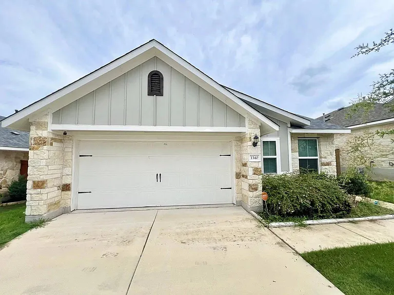 1340 Low Branch Ln — Photo 1