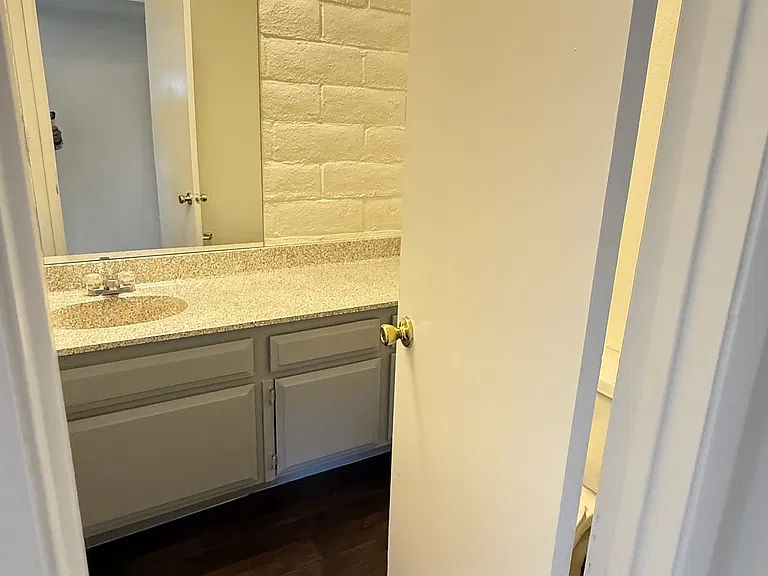 1301 Darlene Way #2 — Photo 4