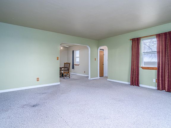 5th image of 350 168th Ave NE