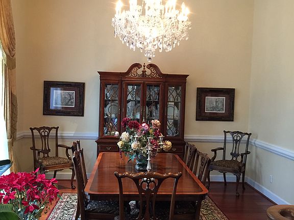 4th image of 311 Woodside Street