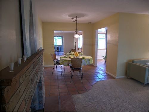 Mid-century, low-slung, horizontal lines