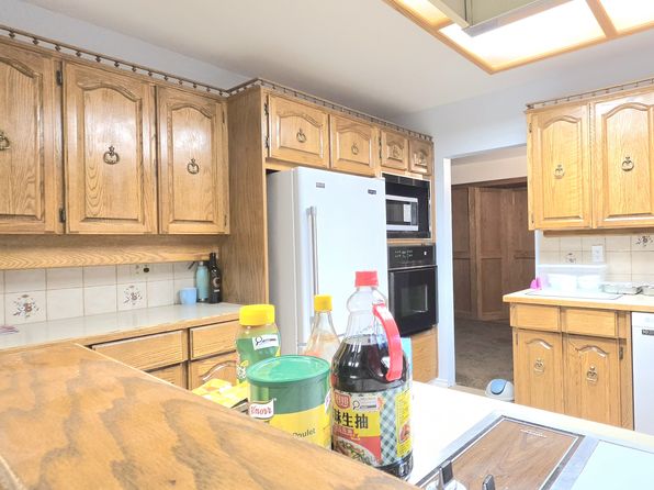3 bedroom rental in Burnaby — photo 36