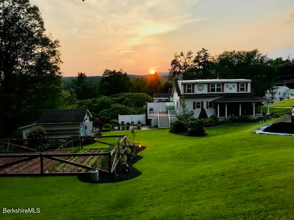 60 Summer St, Lanesborough, MA 01237