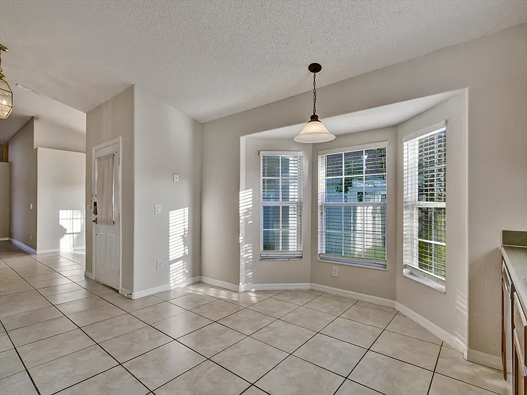 2508 Caliente Trail3856 Keyless Entry — Photo 6