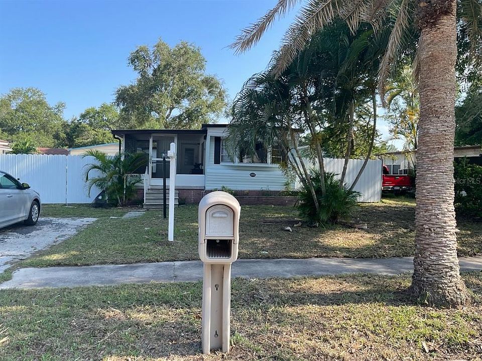 1st image of 6076 137TH AVENUE N