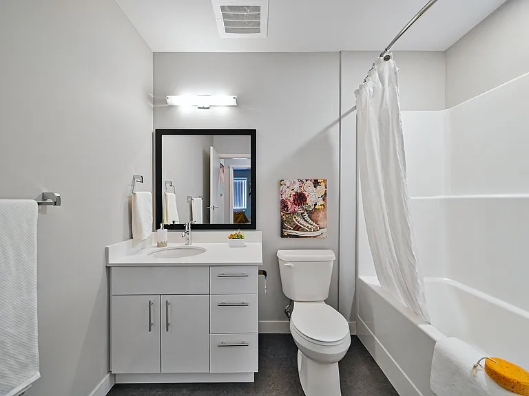 425 Ballantrae Dr — Photo 31