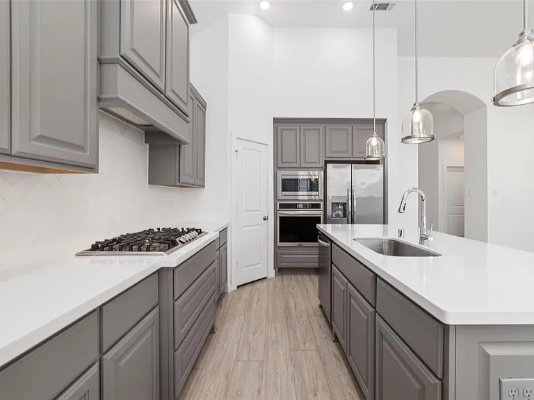 7315 Camden Crestwood Way — Photo 13